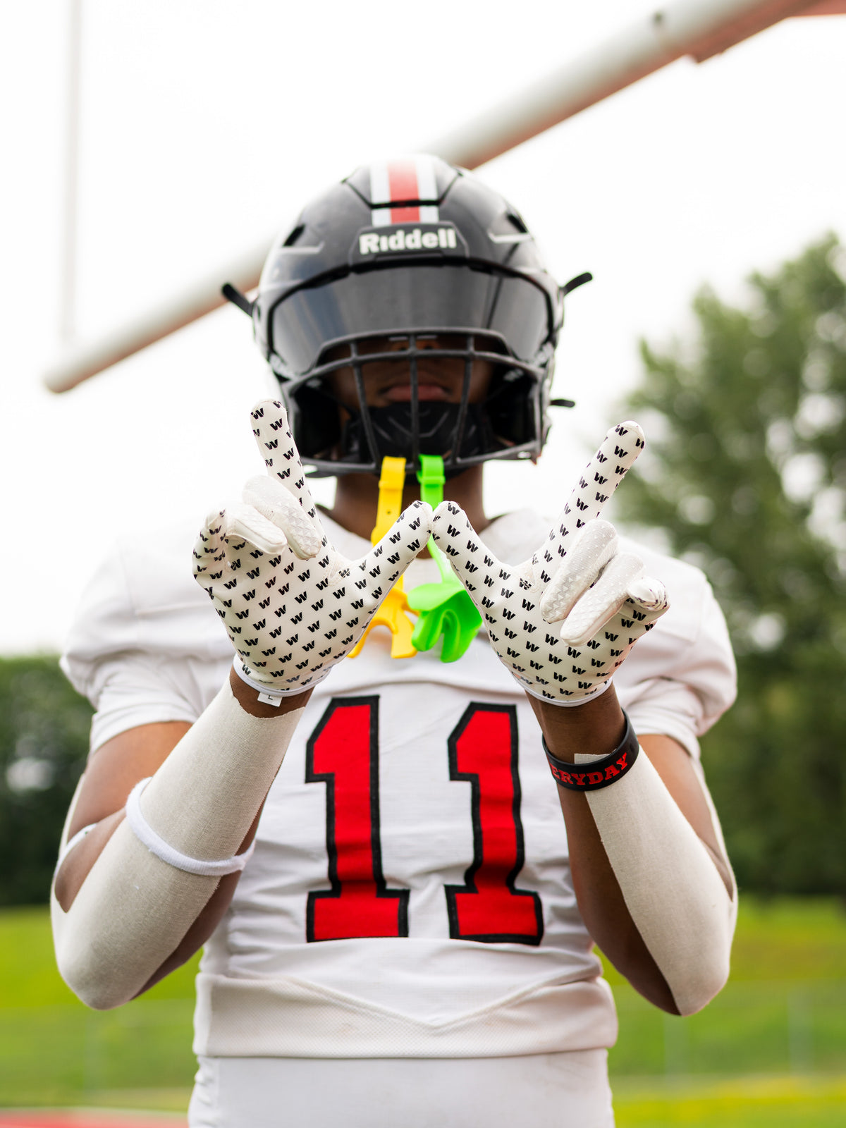 Win Gloves - White
